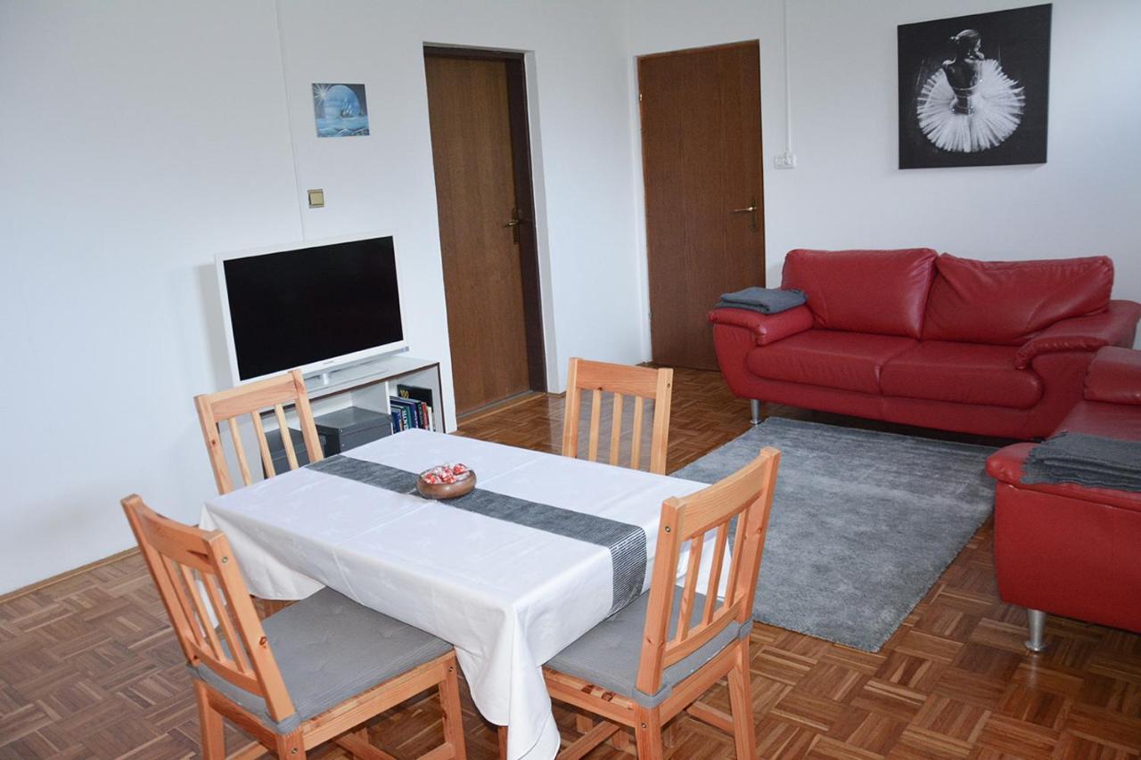 Apartma Vidmar Šenčur Esterno foto